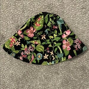 Vera Bradley Black and Green Tropical Bucket Hat